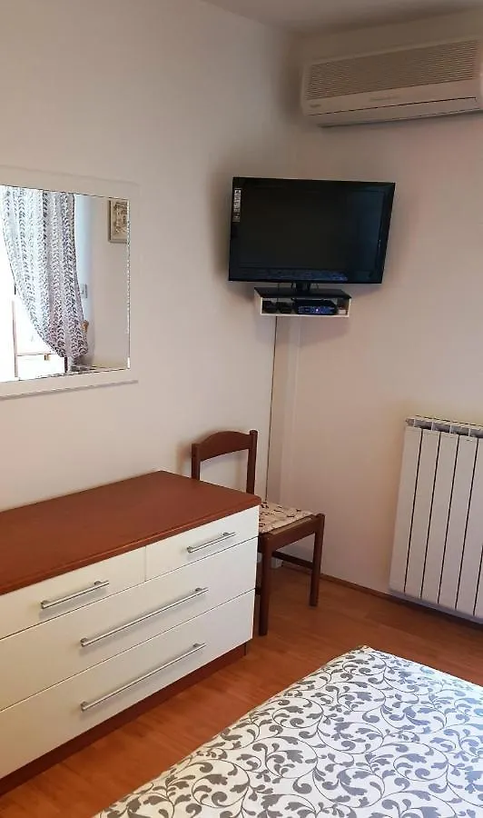 Paradise Beach Apartments Rovinj Croatia