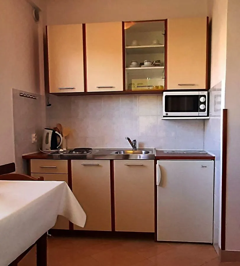 Paradise Beach Apartments Rovinj Croatia